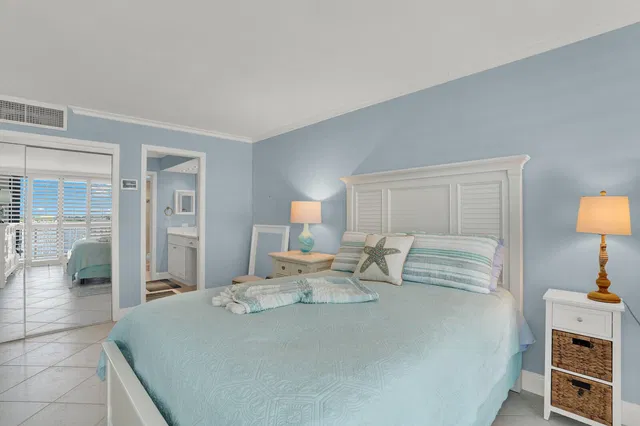  Unit 617 photo 22