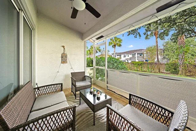  Residence photo 19