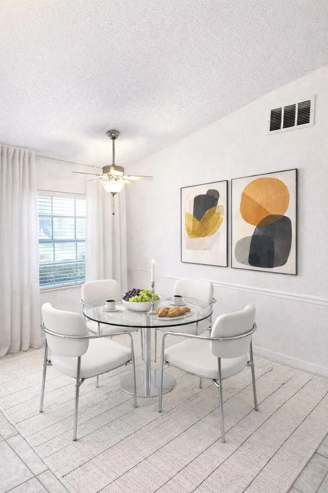 Residence photo 3