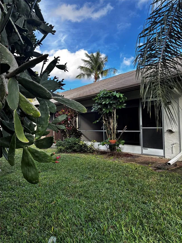 Residence photo 20