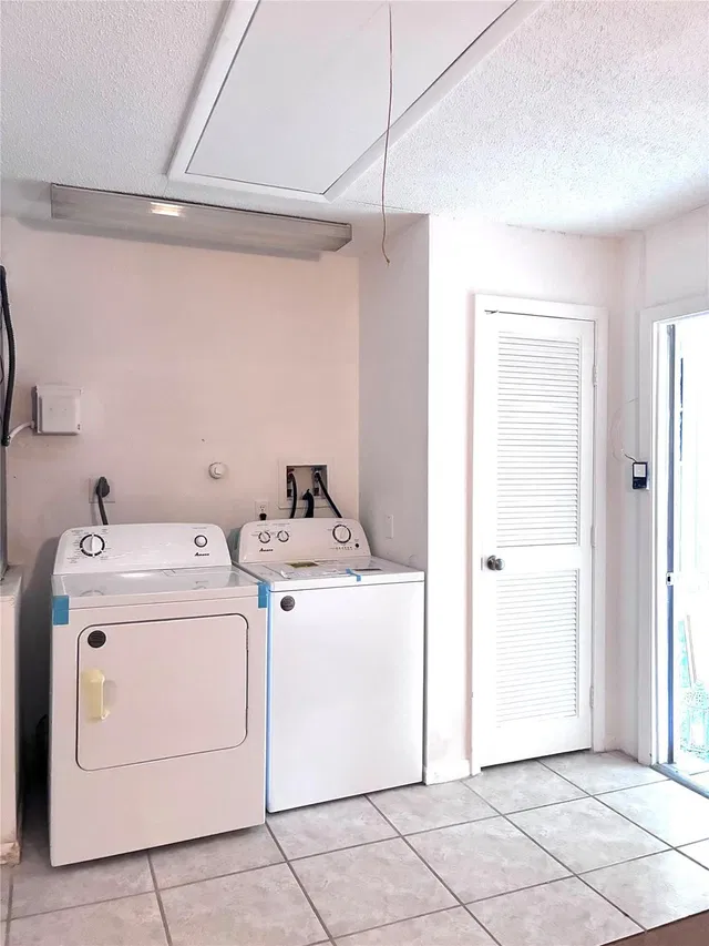Residence photo 23
