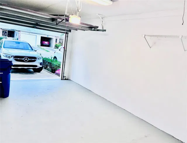 Residence photo 25