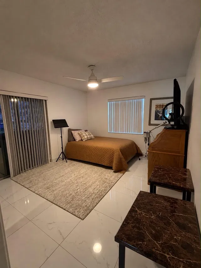 Residence photo 9