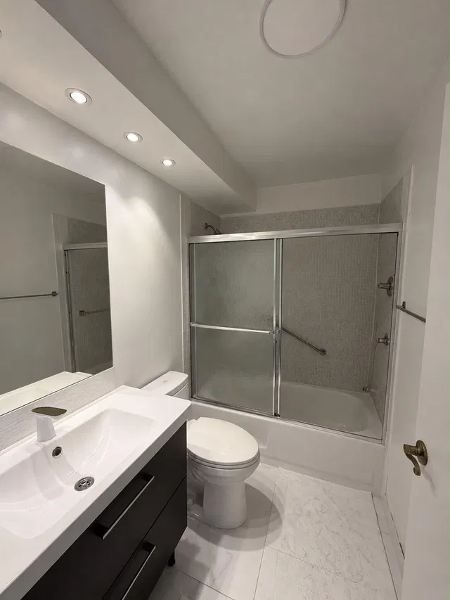 Residence photo 12