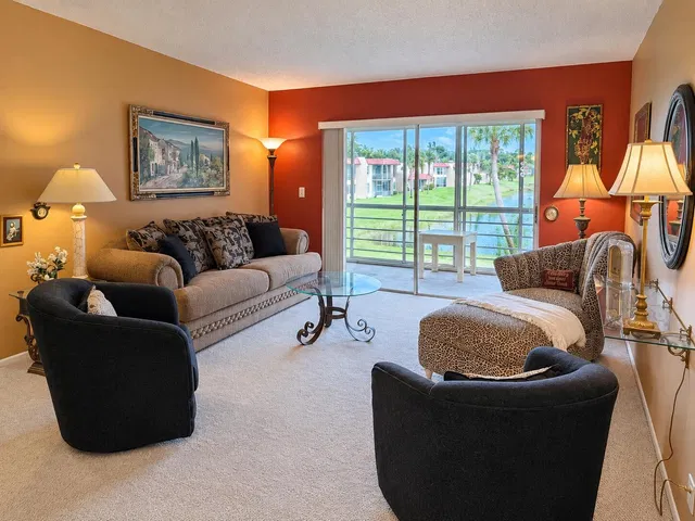 Residence photo 6