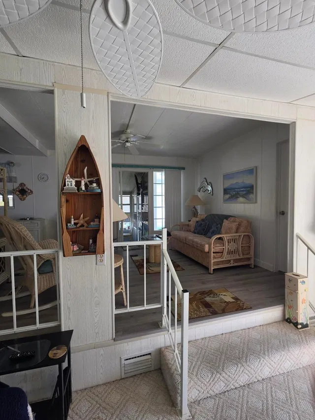 Unit 82 photo 21