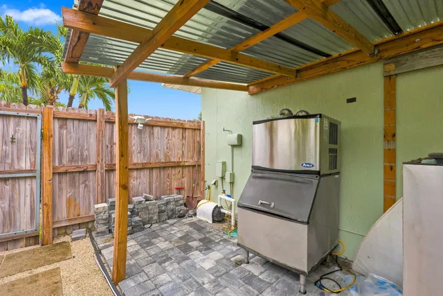  Residence photo 46
