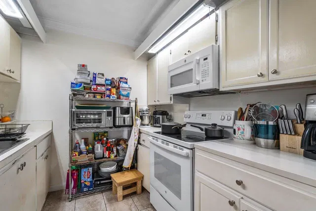 Residence photo 14