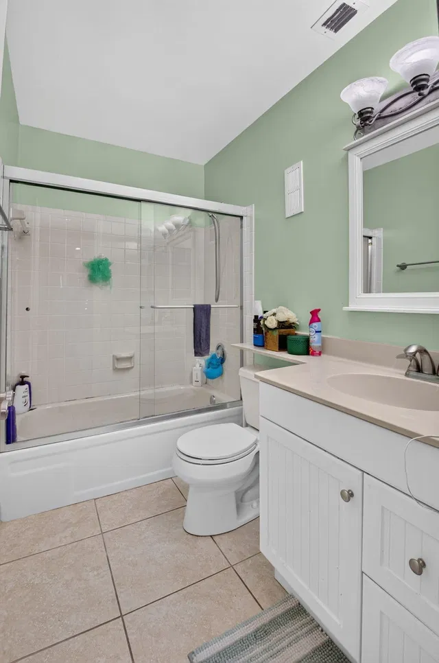 Residence photo 17