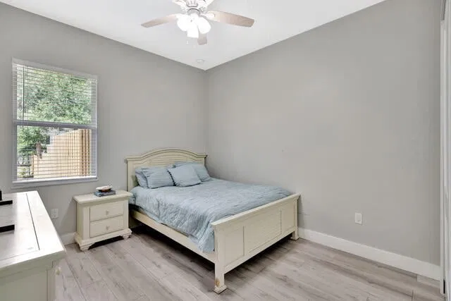 Residence photo 32