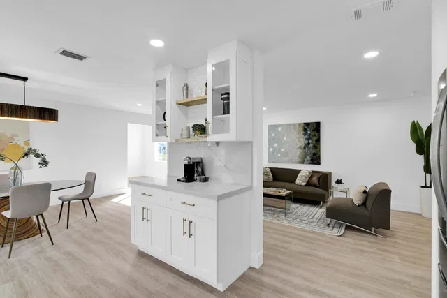 Residence photo 11
