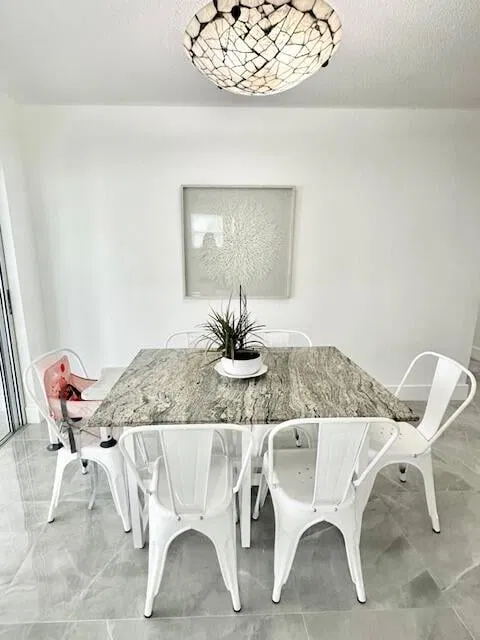 Residence photo 4