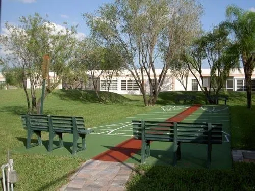 Unit 6 photo 25