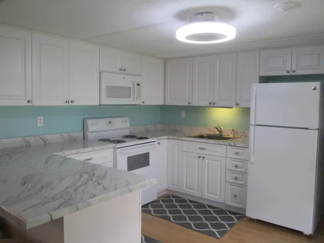 Residence photo 3