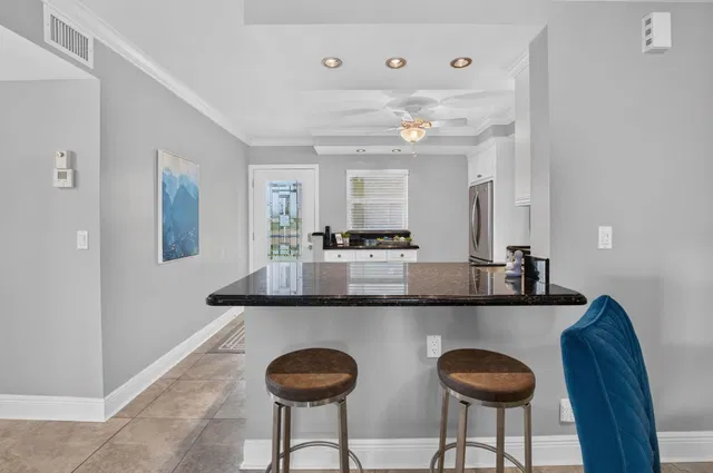 Unit 3080 photo 11