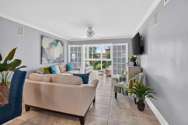 Unit 3080 photo 14