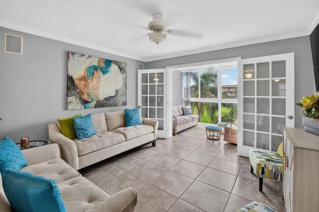 Unit 3080 photo 17