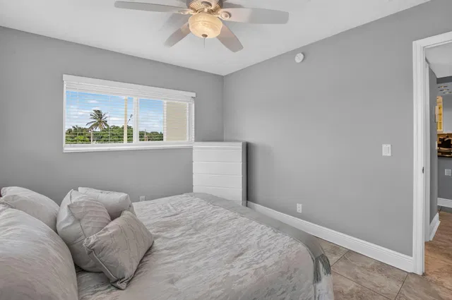 Unit 3080 photo 25