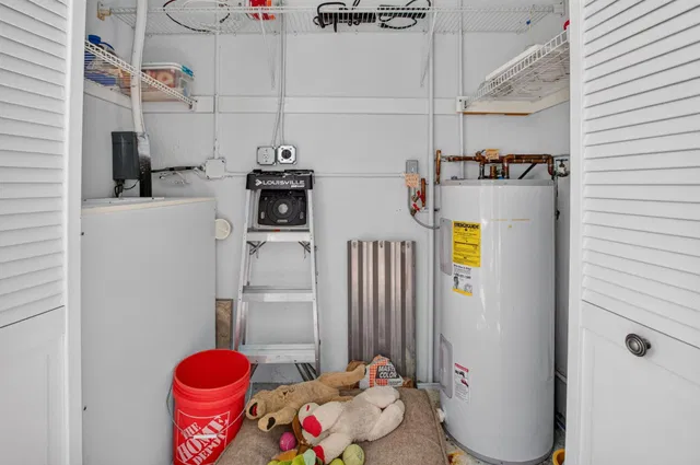 Unit 3080 photo 33