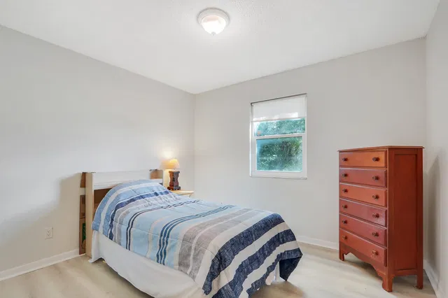 Residence photo 3