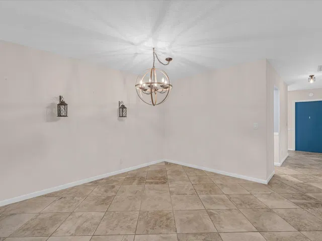 Unit 103 photo 31