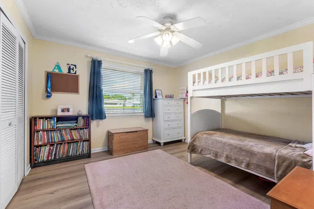 Residence photo 19
