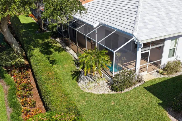 Residence photo 30
