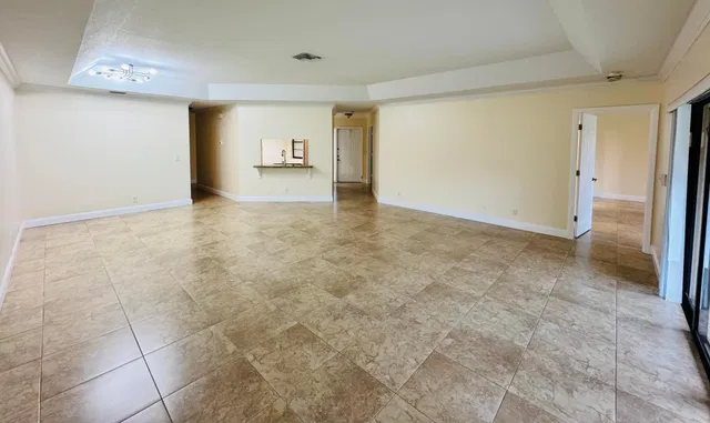  Residence photo 11