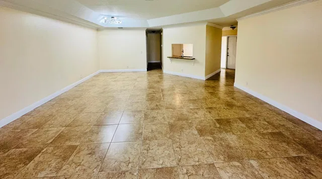  Residence photo 12