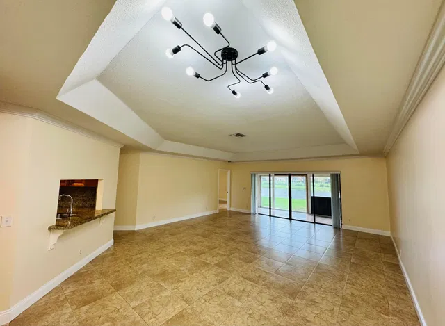  Residence photo 13