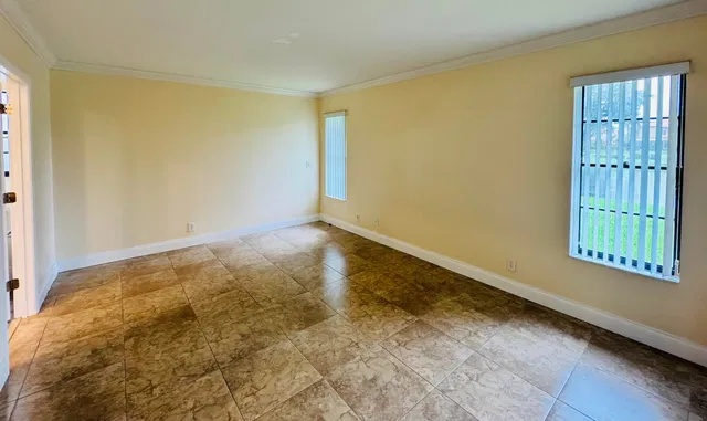  Residence photo 22