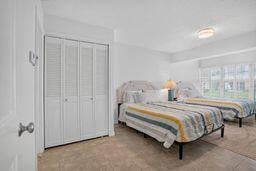 Unit 1120 photo 6