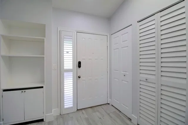  Residence photo 4