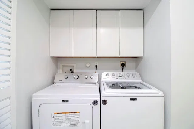  Residence photo 8