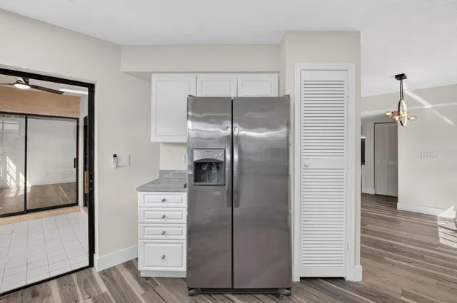 Unit 1201 photo 18