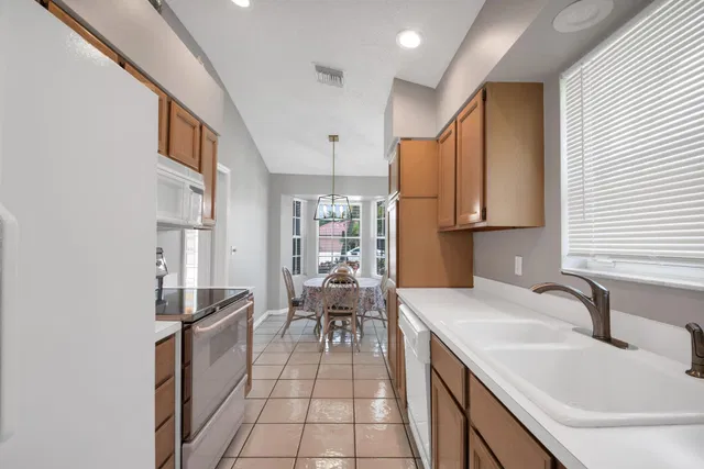 Residence photo 11