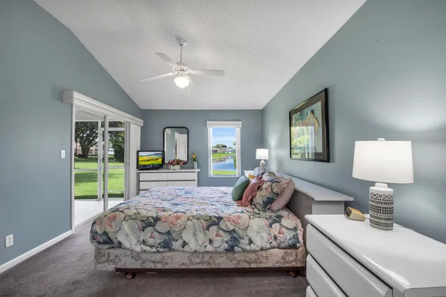 Residence photo 14