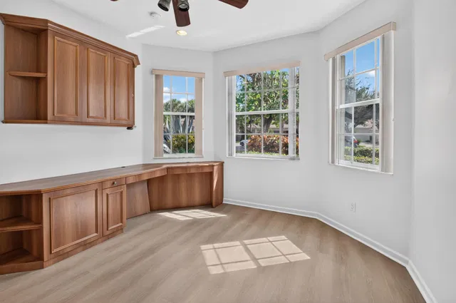 Residence photo 25