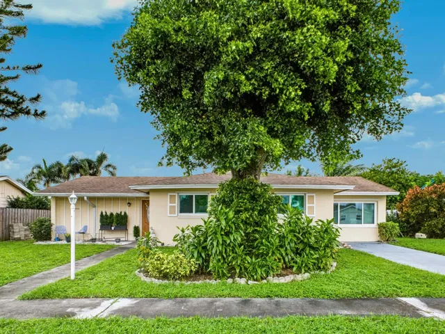 Residence photo 2