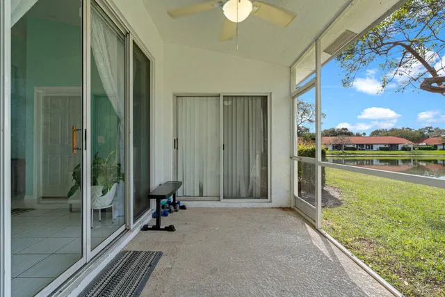 Residence photo 8