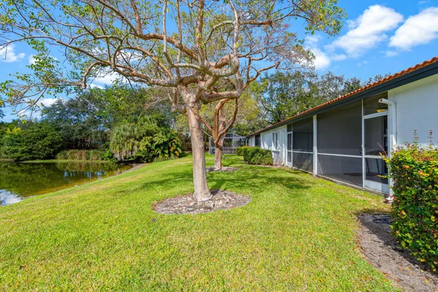 Residence photo 10