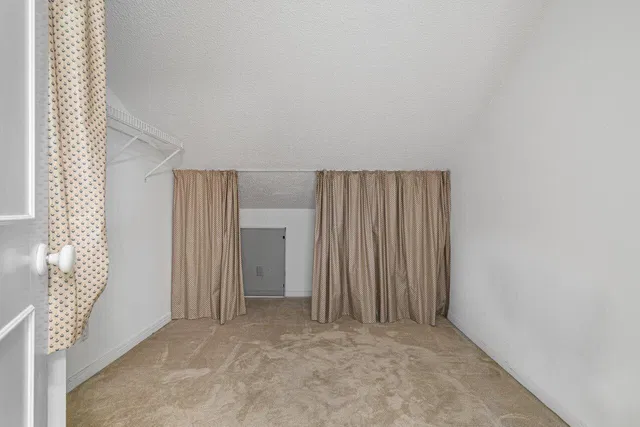  Residence photo 23