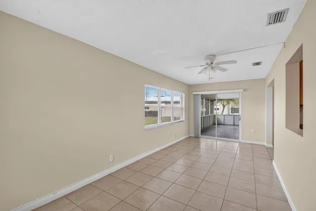  Residence photo 20