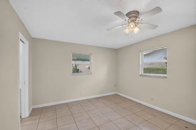  Residence photo 24
