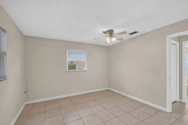  Residence photo 25