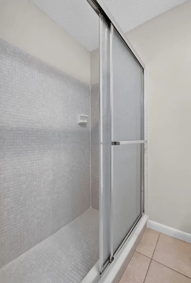  Residence photo 29