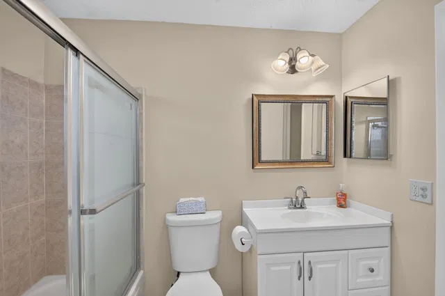  Residence photo 34