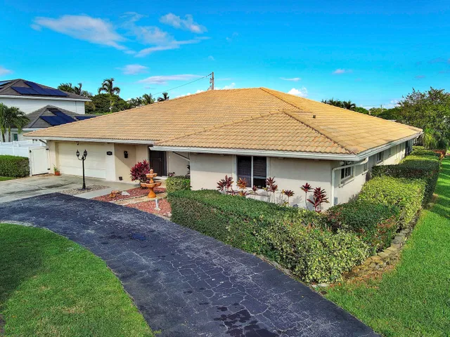 Residence photo 2