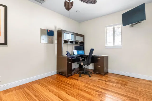 Residence photo 28