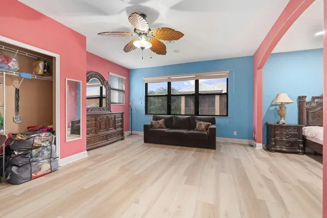  Residence photo 41